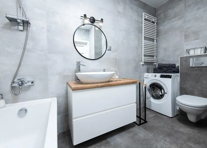 Karpia - 50m2, Parking, Balcony - By Rentujemy Appartement *