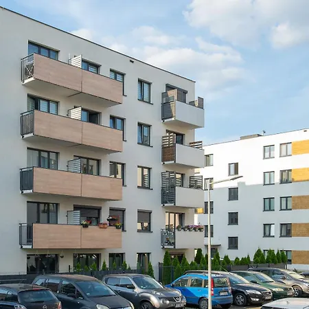Karpia - 50m2, Parking, Balcony - By Rentujemy Apartamento Poznań