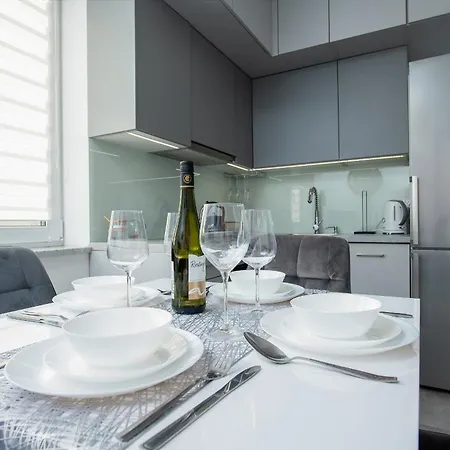 Karpia - 50m2, Parking, Balcony - By Rentujemy * Poznań