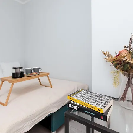 Karpia - 50m2, Parking, Balcony - By Rentujemy Apartamento *