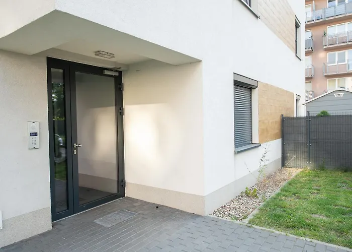 Karpia - 50m2, Parking, Balcony - By Rentujemy Apartment